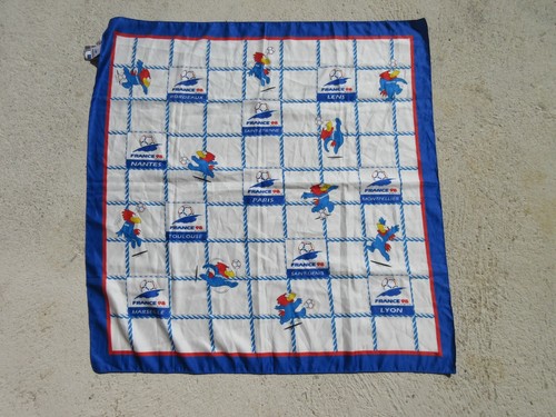 Foulard carré footix coupe - coupe, du